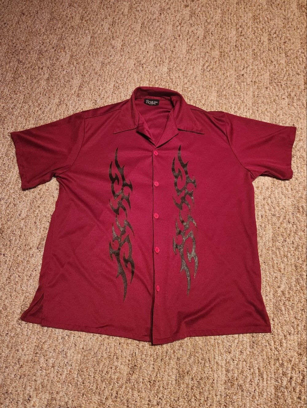 Roar Men's Short-Sleeve Button-Down Shirt in Burgundy with Black Tribal Print